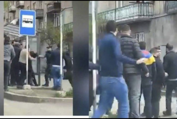 Գյումրիի միջադեպի գործով դատական նիստը հետաձգվել է․ տուժողները չեն ներկայացել (տեսանյութ)